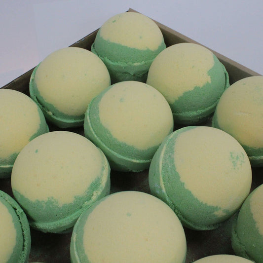 Apple Pie & Custard Bath Bomb Jumbo Bath Bombs - 180g - Bath Indulgence