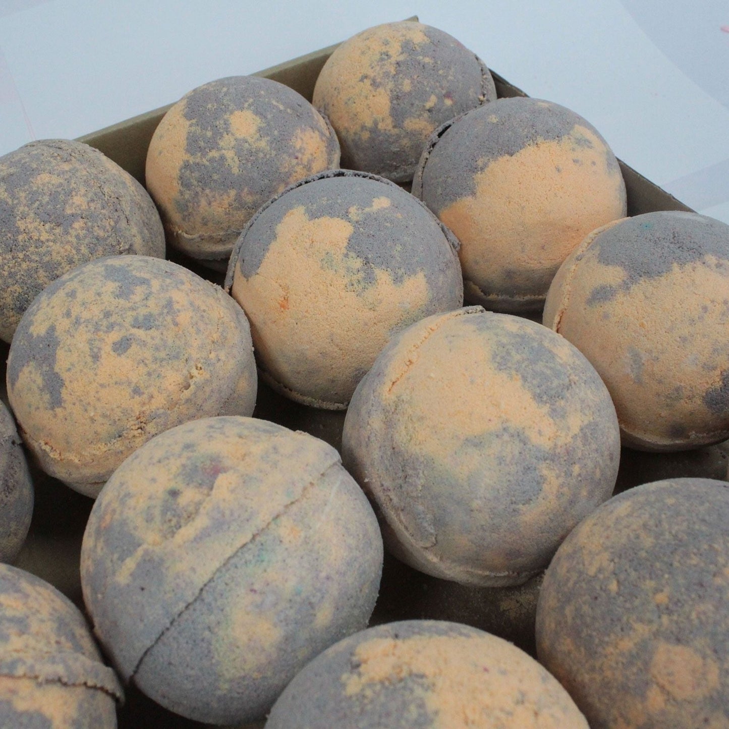 Chocolate & Orange Bath Bomb Jumbo Bath Bombs - 180g - Bath Indulgence