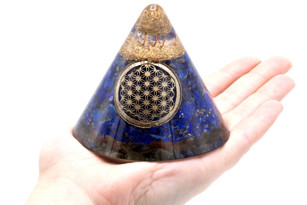 Orgonite Cone - Lapis Flower of Life - Suspended Quartz - 90 mm Orgonite Ojbects and Pyramids - Bath Indulgence