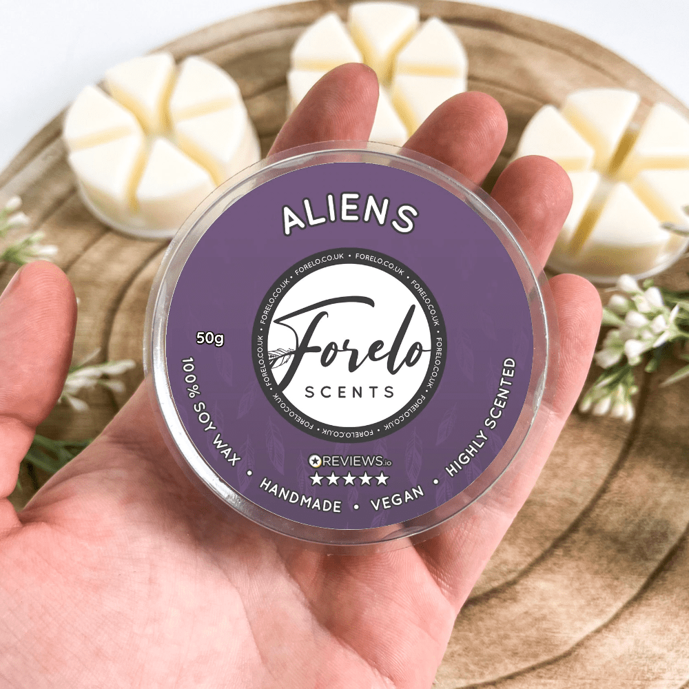 Aliens · Perfume Soy Wax Melt - Bath Indulgence