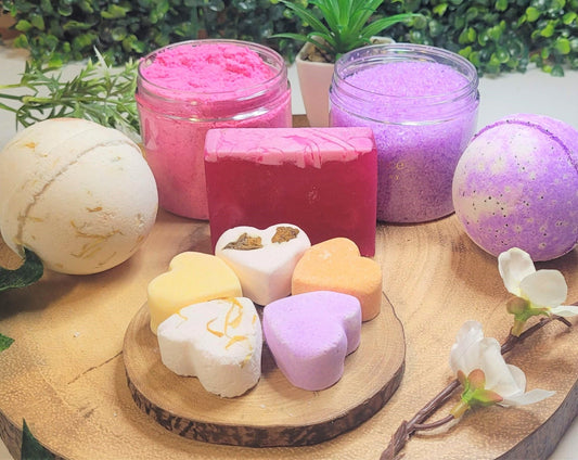 Medium Mixed Bath Cosmetics Subscription Box - Bath Indulgence