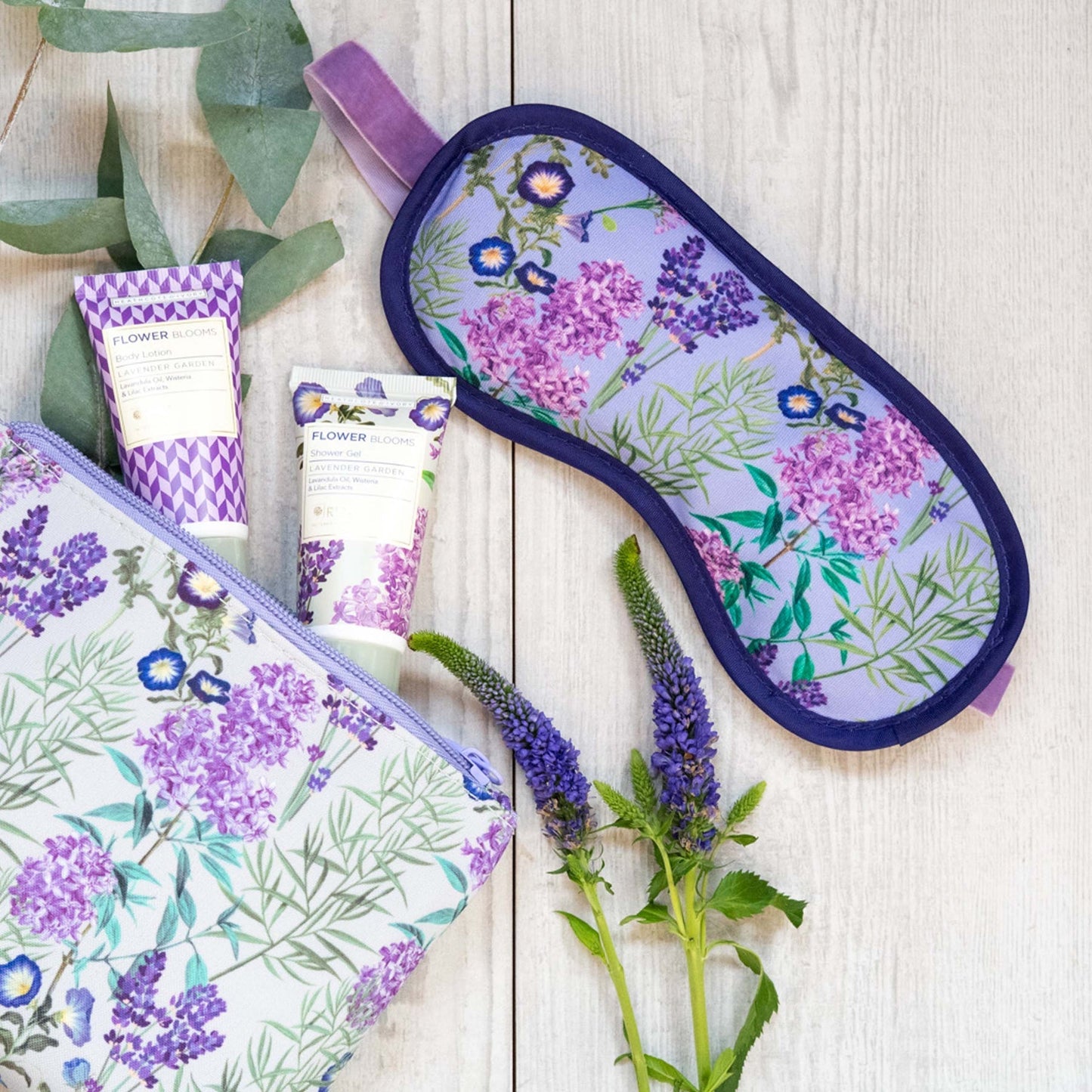 RHS Lavender Garden Lavender Filled Sleep Eye Mask 76 ml - Bath Indulgence