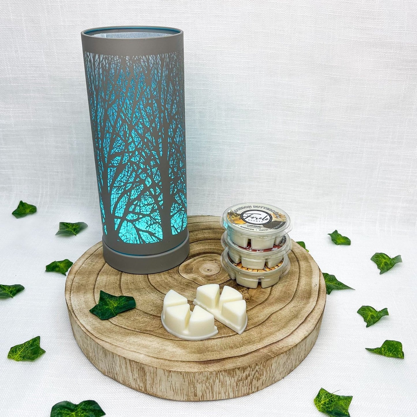 Tree Silhouette LED Burner & Wax Melt Bundle - Bath Indulgence