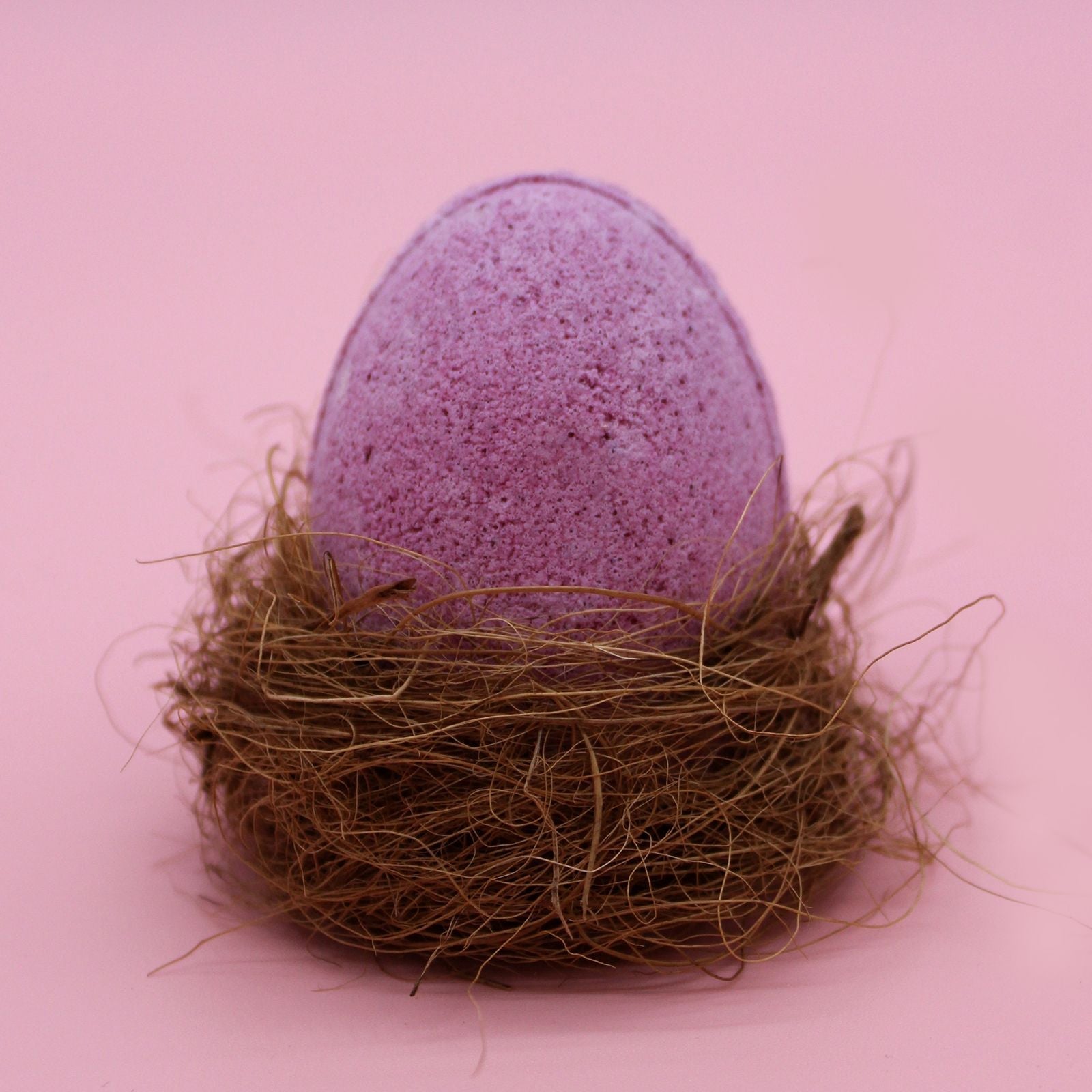 Bath Eggs in a Tray - Cherry Pack Of 30 Bath Eggs - Bath Indulgence