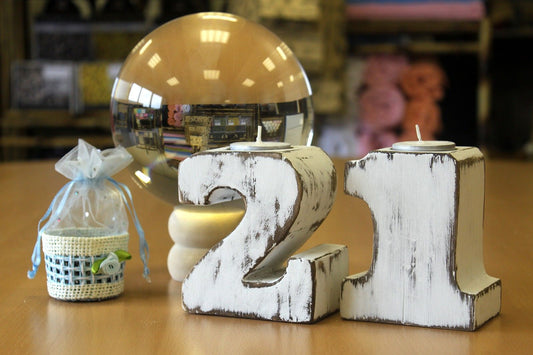 Candle Holder Wooden Birthday Numbers - No.2 Wooden Birthday Numbers - Bath Indulgence