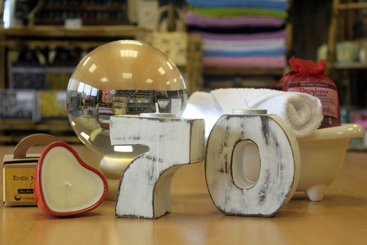 Candle Holder Wooden Birthday Numbers - No.7 Wooden Birthday Numbers - Bath Indulgence