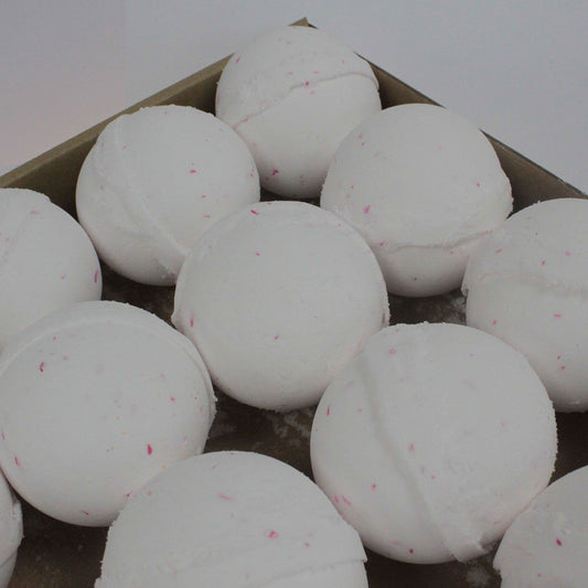 Coconut Dream Bath Bomb Jumbo Bath Bombs - 180g - Bath Indulgence