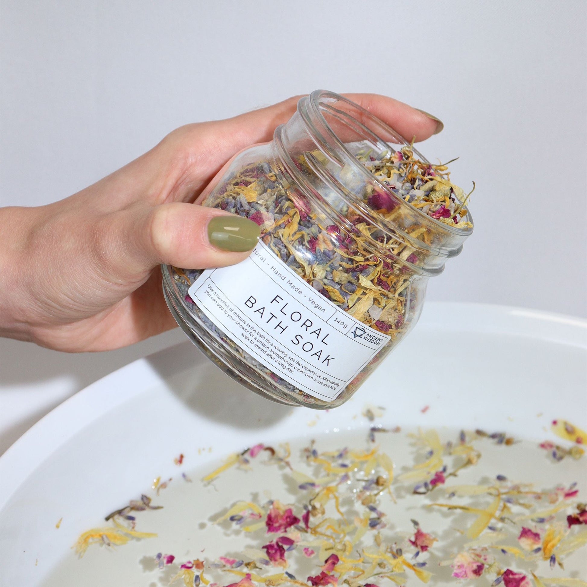 Floral Bath Soak - Natural - 140g Floral Bath Soak & Facial Steam Blend - Bath Indulgence