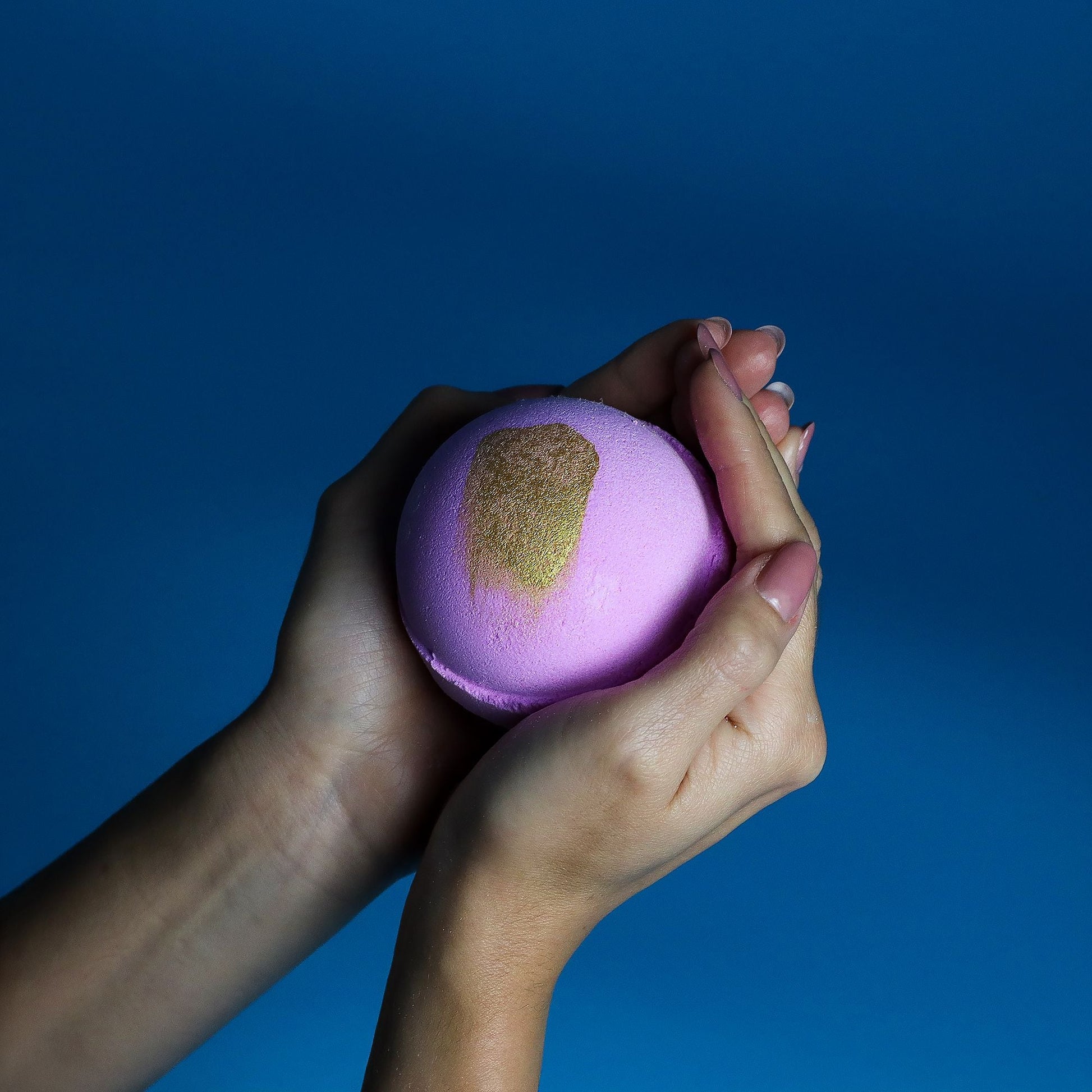 Jumbo Bath Bomb - Pink Charlotte Jumbo Bath Bombs - 180g - Bath Indulgence
