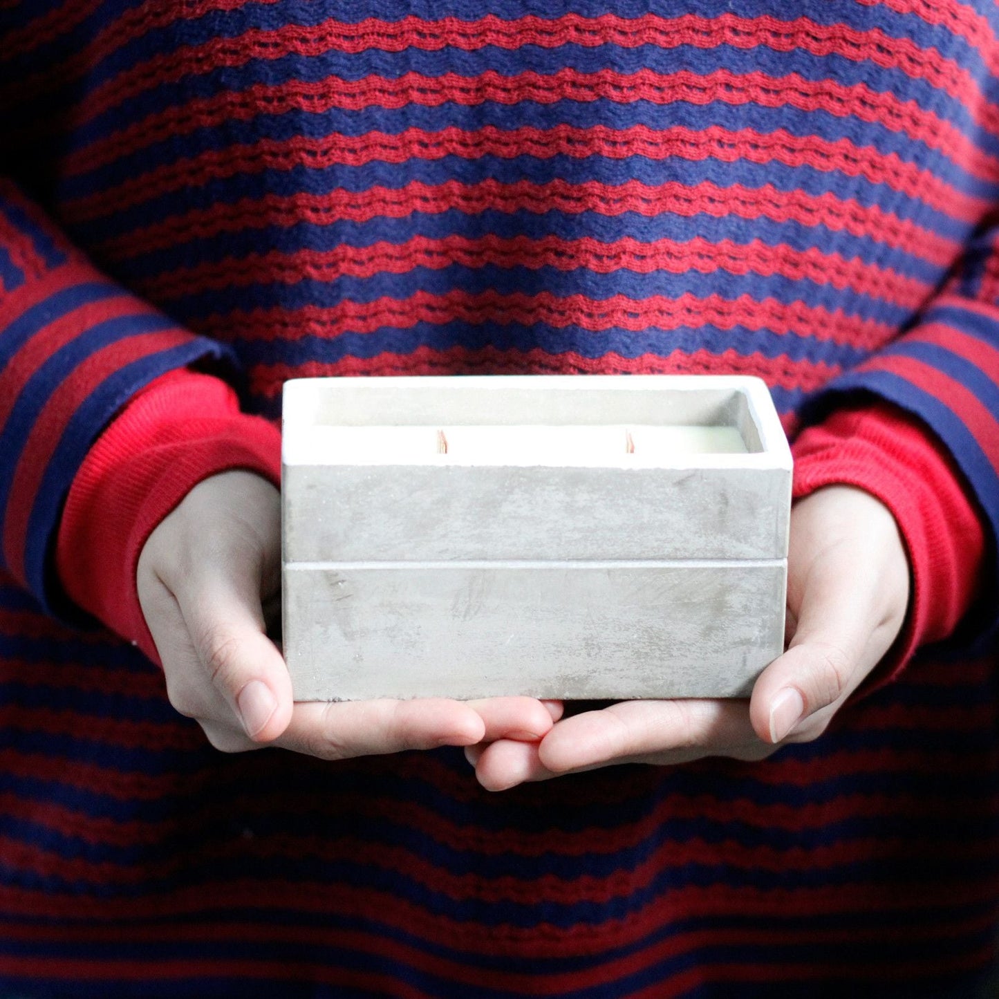 Large Box - Spiced South Sea Lime Concrete Wooden Wick Candle - Bath Indulgence