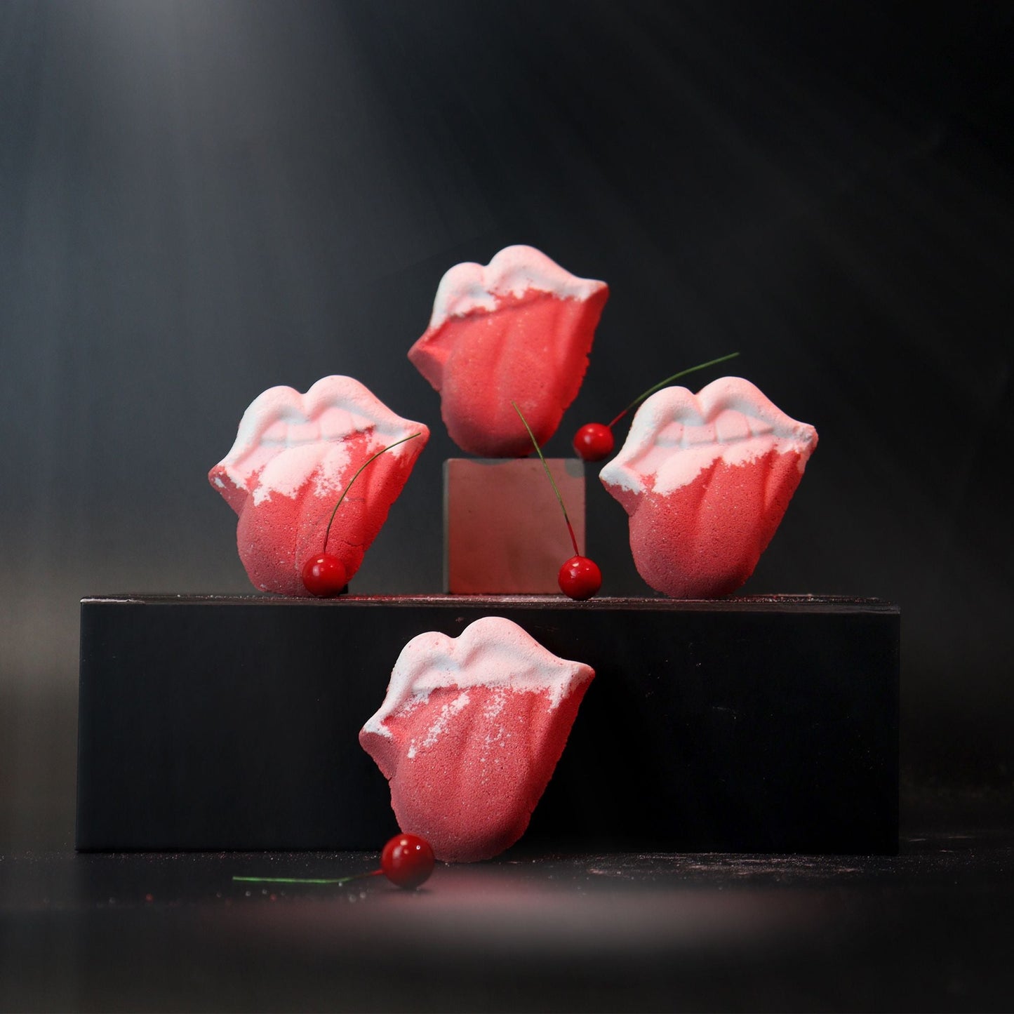 Lips Bathbomb 60g Shaped Bath Bombs for Kids - Bath Indulgence