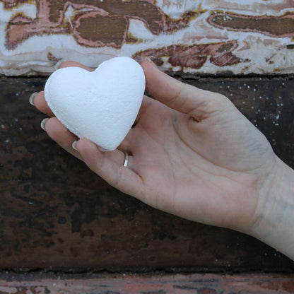 Love Heart Bath Bomb 70g - Coconut Scent Love Heart Bath Bomb 70g - Bath Indulgence