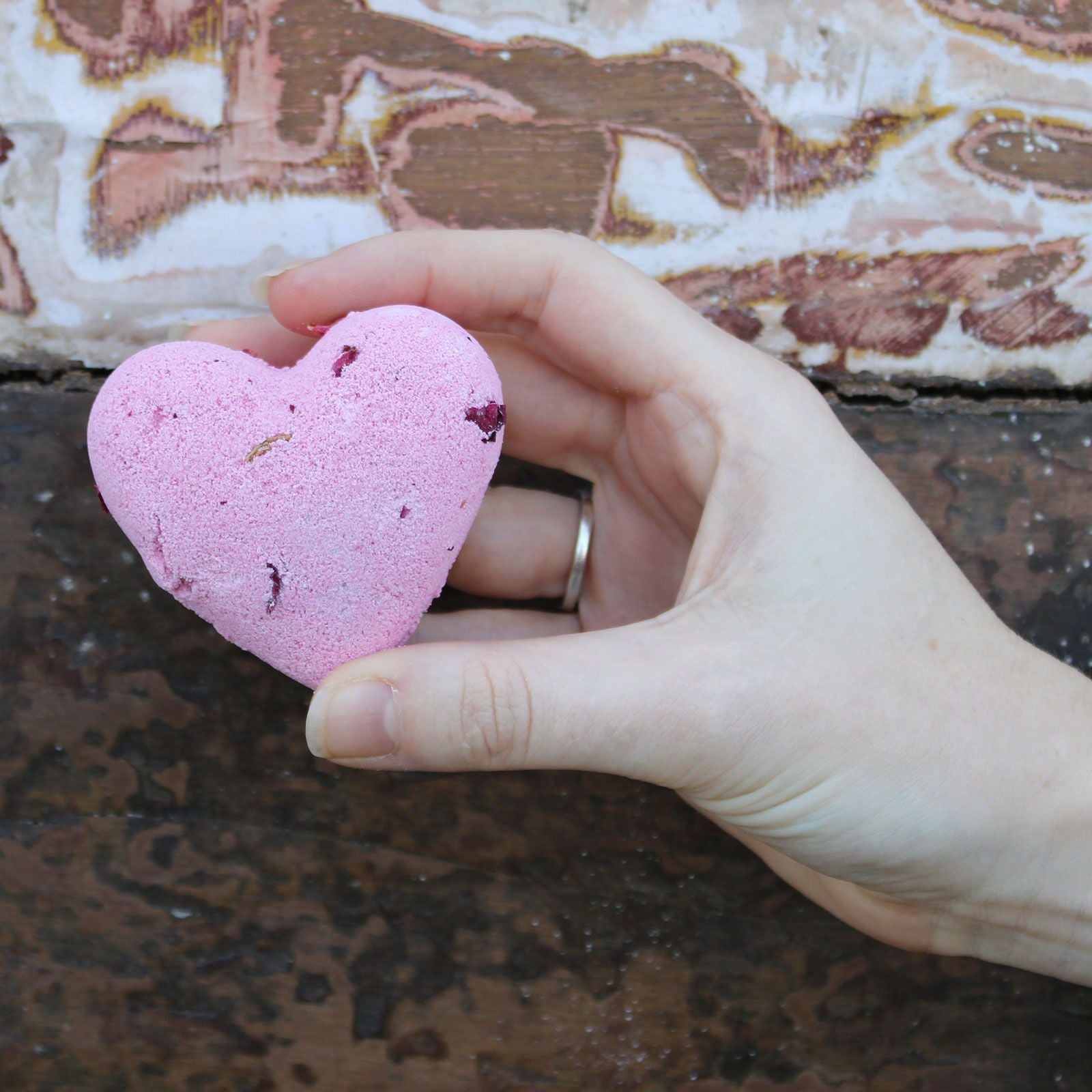 Love Heart Bath Bomb 70g - Ylang & Rose Love Heart Bath Bomb 70g - Bath Indulgence