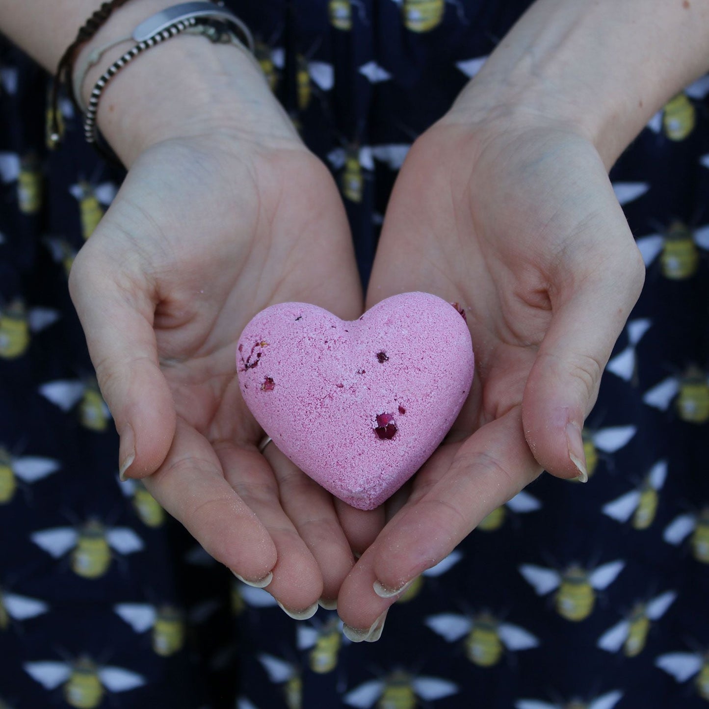 Love Heart Bath Bomb 70g - Ylang & Rose Love Heart Bath Bomb 70g - Bath Indulgence