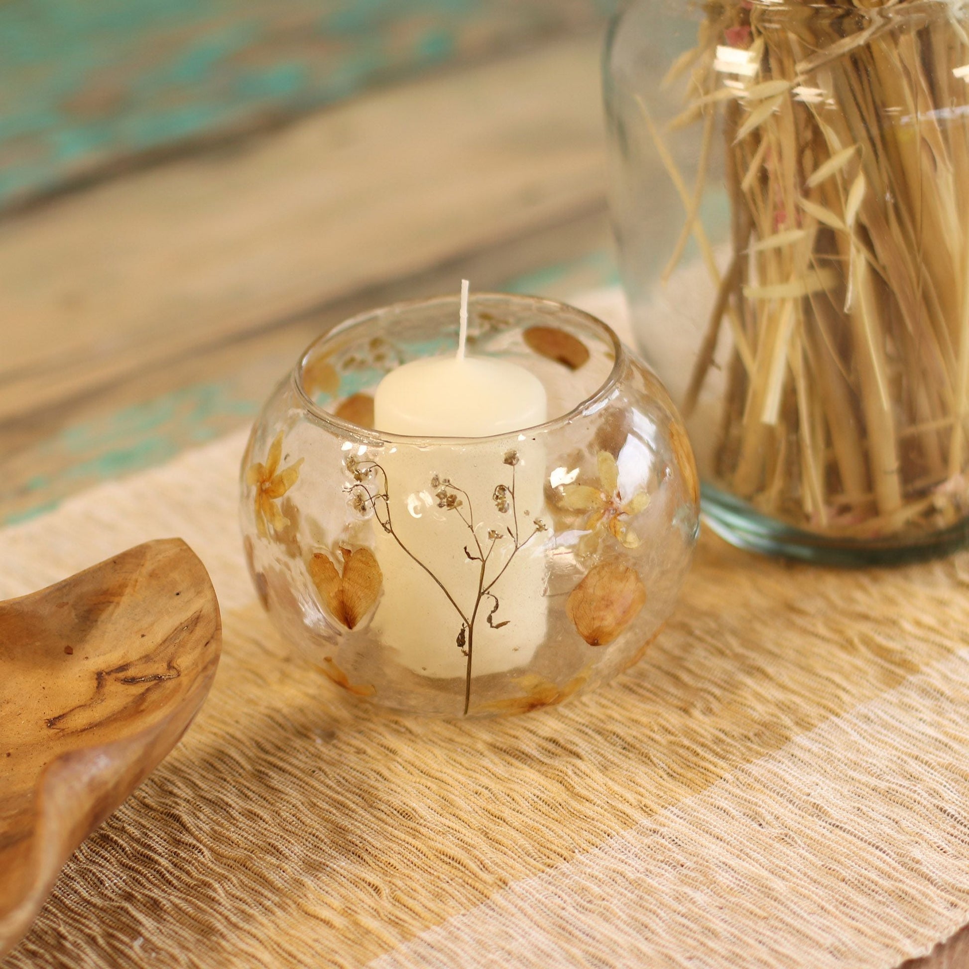 Natural Floral Glass - Large Bowl Candle Holder - Rosa - (12x13cm) Natural Floral Glass Candle Holders - Bath Indulgence