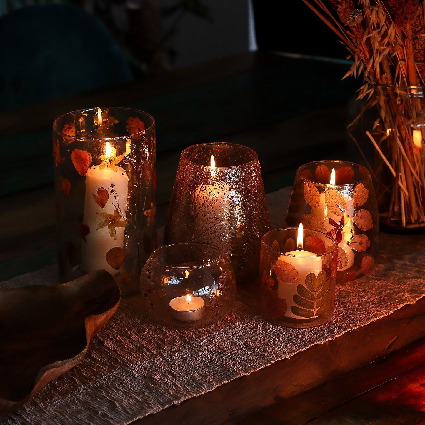 Natural Floral Glass - Straight Candle Holder - Pino - (10x9cm) Natural Floral Glass Candle Holders - Bath Indulgence