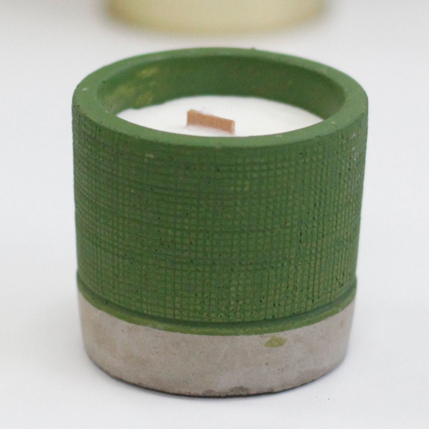 Pot - Green - Sea Moss & Herbs Concrete Wooden Wick Candle - Bath Indulgence