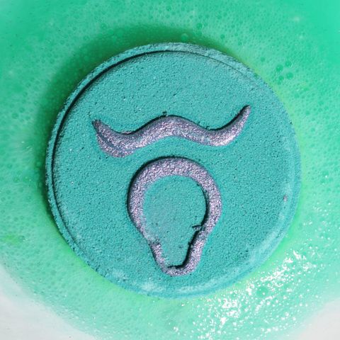 Set of Zodiac Bath Fizzers with Horoscope - Taurus - Bath Indulgence