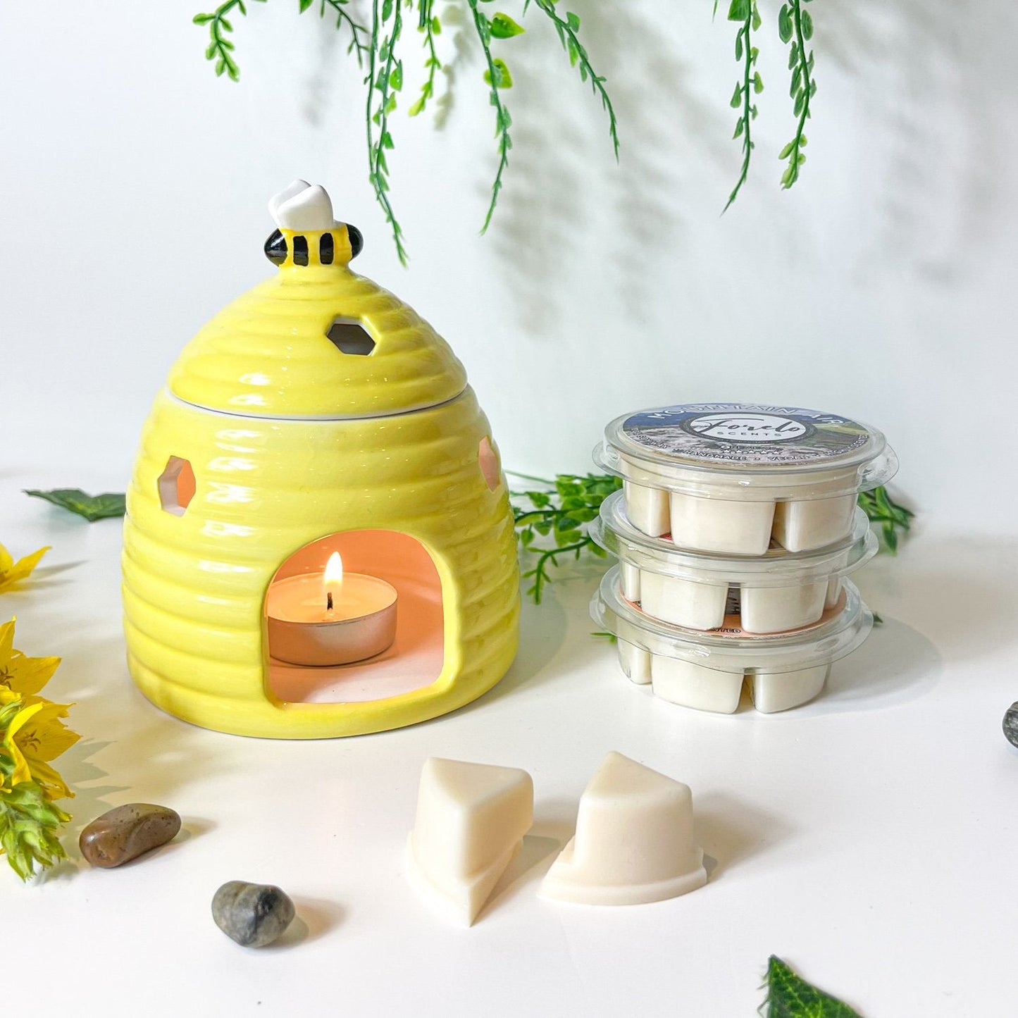 Yellow Beehive Burner & Wax Melt Bundle